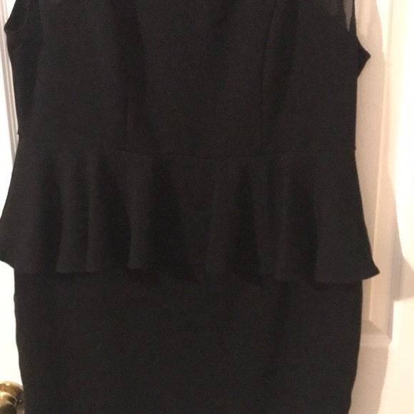 Ladies plus size dress - Picture 2 of 5